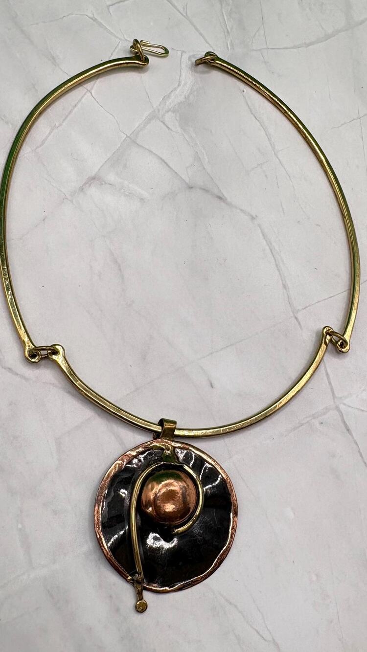 Vintage Brutalist Mixed Metal Collar Necklace Copper Brass Choker Pendant 22"